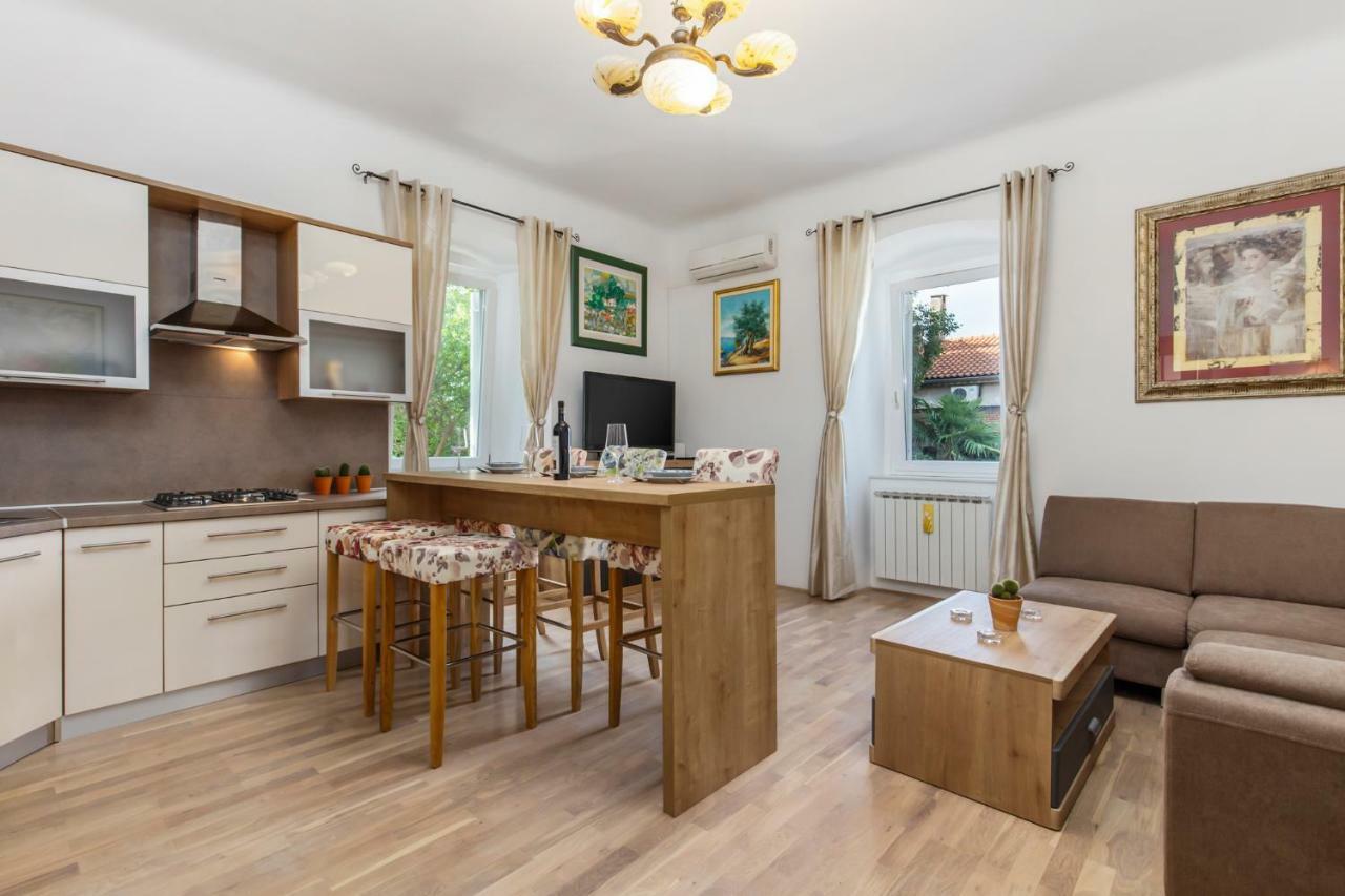 Apartman Villa Carolina 리예카 외부 사진